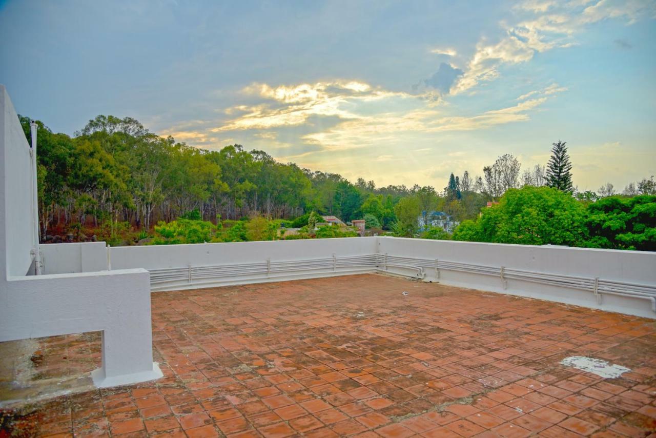 Mahathi Resort And Spa Yelagiri Exterior photo