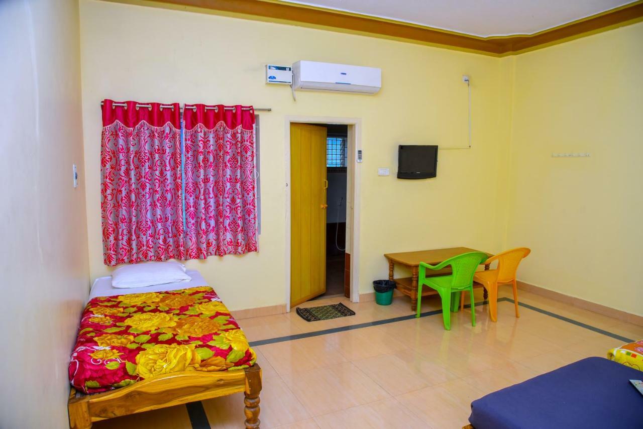 Mahathi Resort And Spa Yelagiri Exterior photo